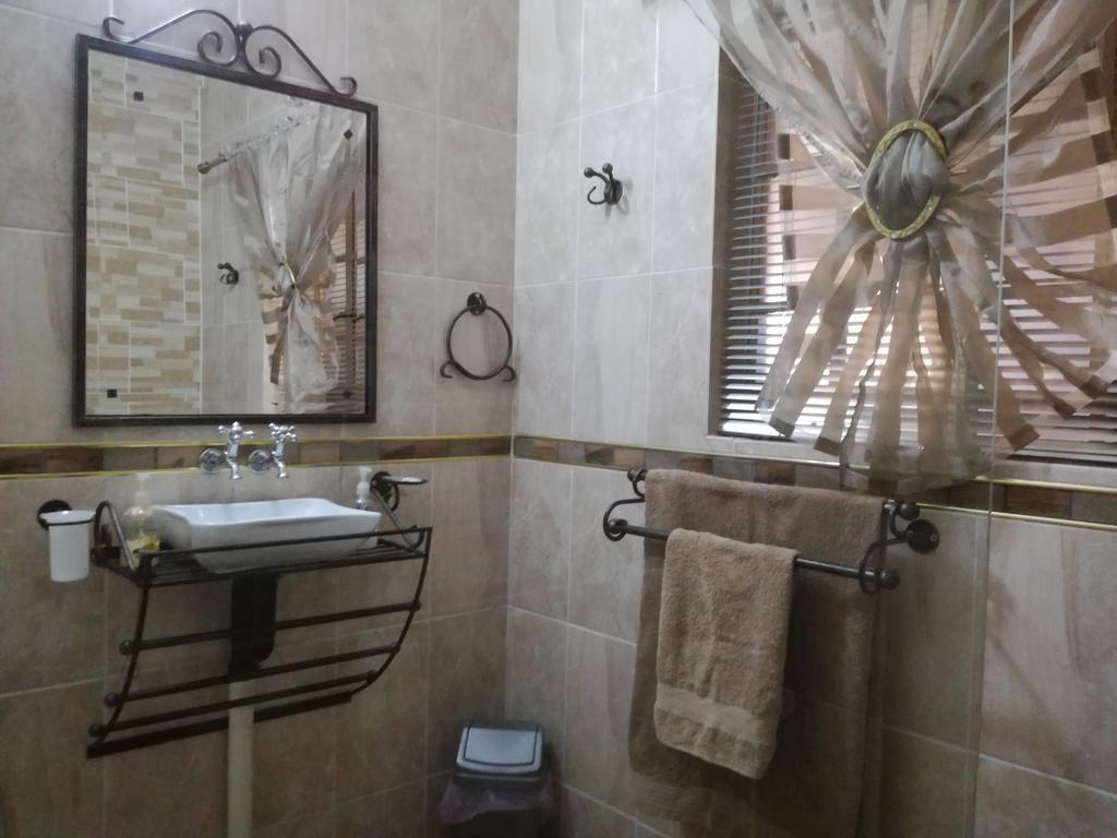 All Over Africa Guest House Kempton Park Luaran gambar