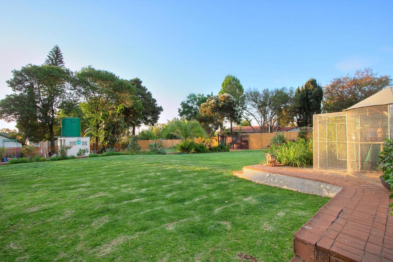All Over Africa Guest House Kempton Park Luaran gambar