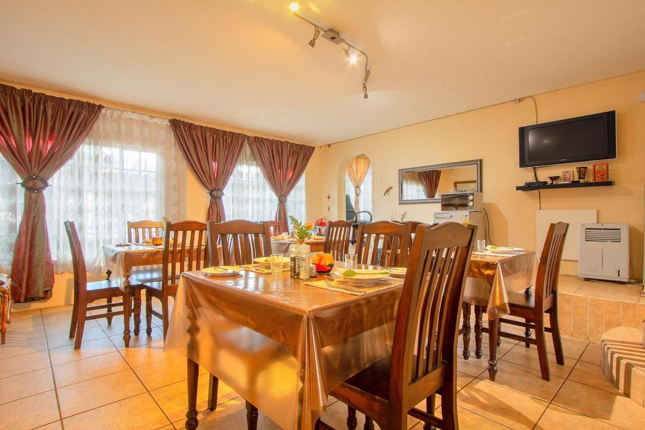 All Over Africa Guest House Kempton Park Luaran gambar